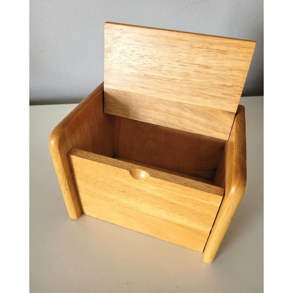 Unbranded recipe box